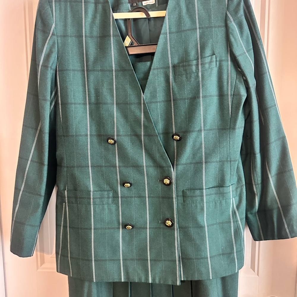 Executive Collection Women’s 2pc Green Plaid Skirt Suit Size 12 - Picture 3 of 11